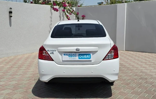 Grey Nissan Sunny, 2023 Photo 1