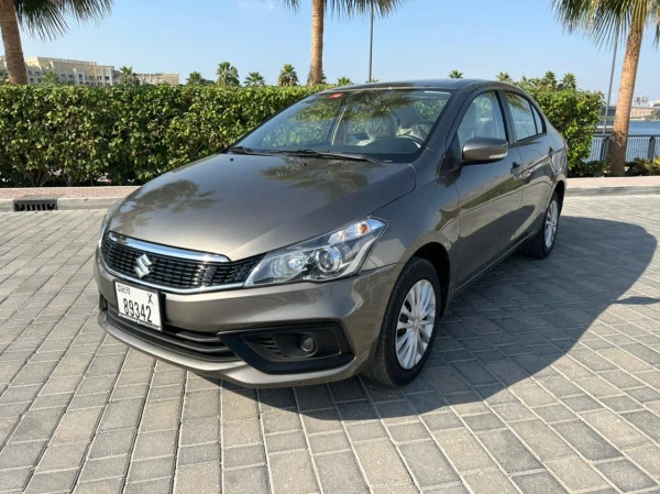 Grey Suzuki Ciaz, 2023 Photo 3