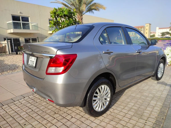 Grey Suzuki Dzire, 2022 Photo 3