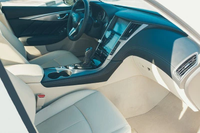 White Infiniti Q50, 2018 Photo 6