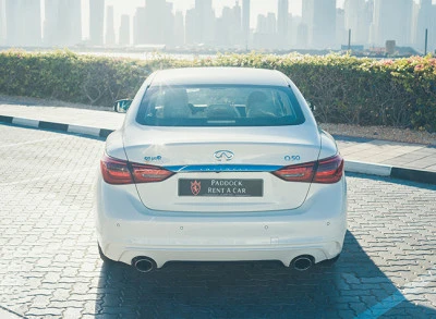 White Infiniti Q50, 2018 Photo 2