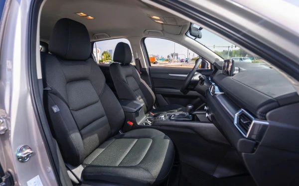 Beige Mazda CX5, 2024 Photo 7