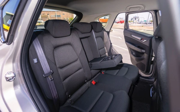 Beige Mazda CX5, 2024 Photo 10