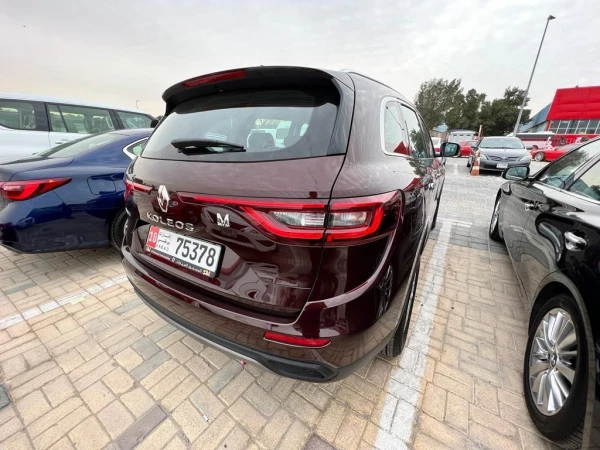 Red Renault Koleos, 2022 Photo 11