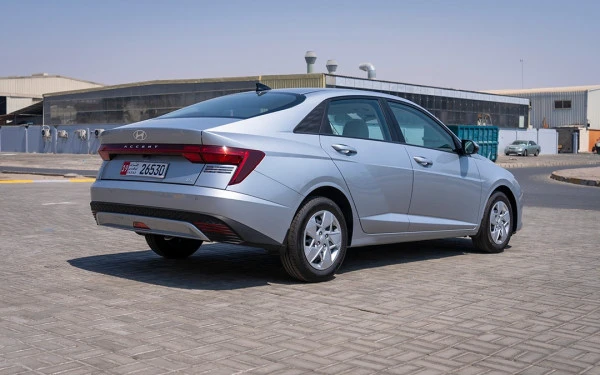 Silver Hyundai Accent, 2024 Photo 17