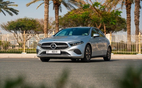 Silver Mercedes A180, 2024 Photo 6