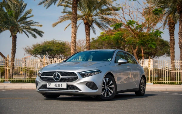 Silver Mercedes A180, 2024 Photo 12