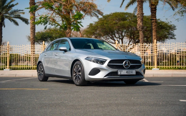 Silver Mercedes A180, 2024 Photo 13