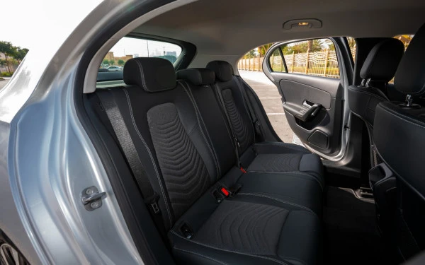 Silver Mercedes A180, 2024 Photo 19