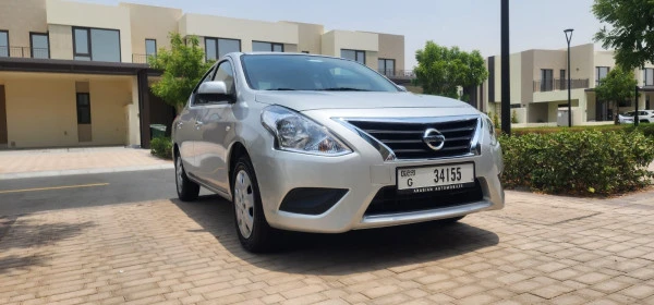 Silver Nissan Sunny, 2025 Photo 3