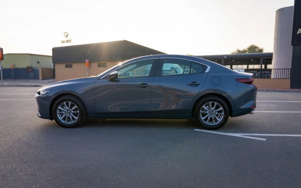 Sterling Gray Metallic Mazda 3, 2024 Photo 2