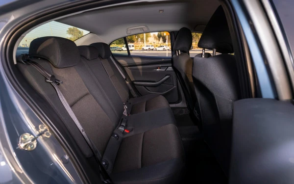 Sterling Gray Metallic Mazda 3, 2024 Photo 9