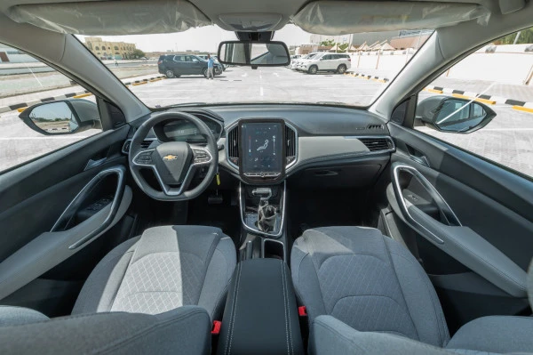 White Chevrolet Captiva, 2024 Photo 7