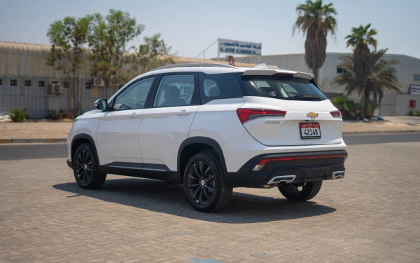 White Chevrolet Captiva, 2024 Photo 4