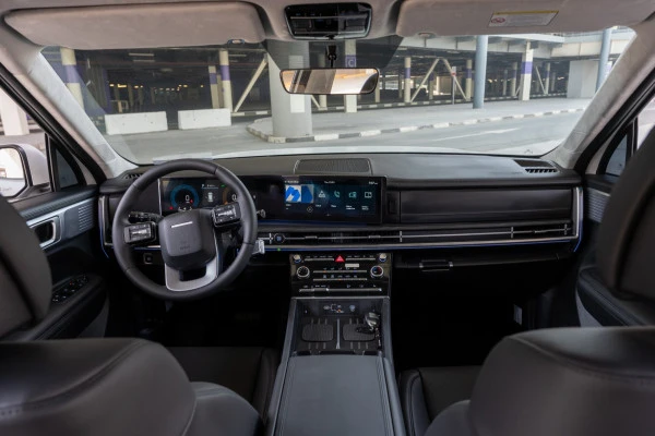 White Hyundai Santa Fe, 2025 Photo 7