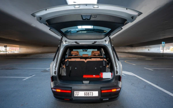Silver Hyundai Santa Fe, 2025 Photo 18