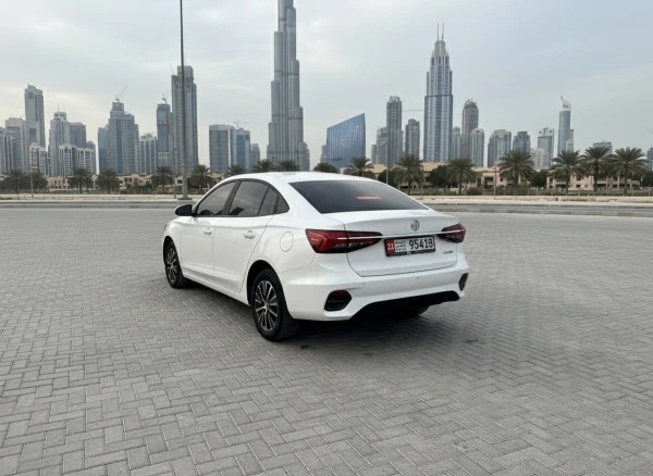 White MG5, 2025 Photo 2