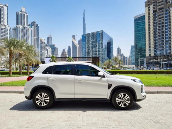White Mitsubishi Asx, 2021 Photo 3