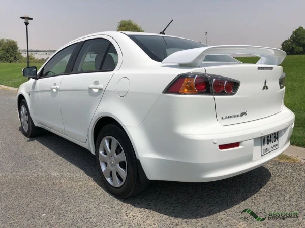White Mitsubishi Lancer, 2018 Photo 1