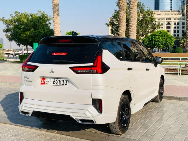 White Mitsubishi Xpander, 2025 Photo 3