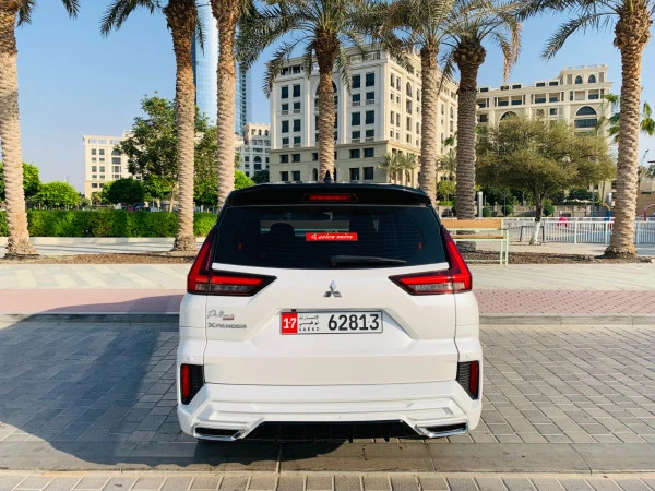 White Mitsubishi Xpander, 2025 Photo 7
