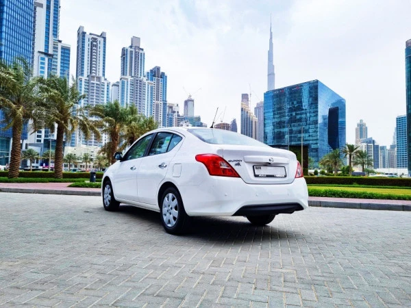 White Nissan Sunny, 2023 Photo 5