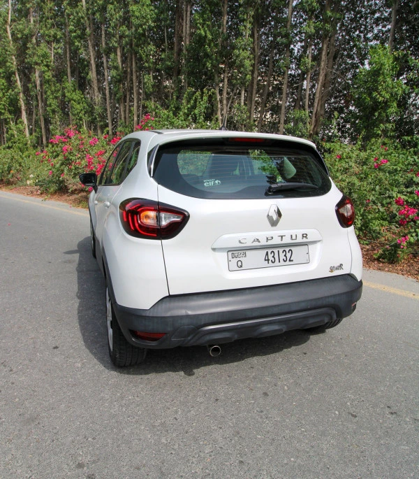 White Renault Captur, 2018 Photo 5