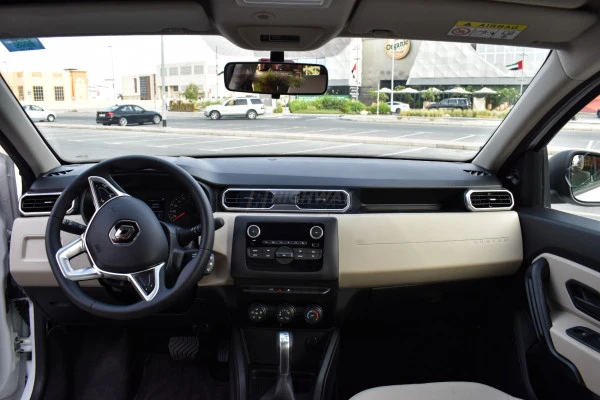 White Renault Duster 4*4 2023, 2023 Photo 3