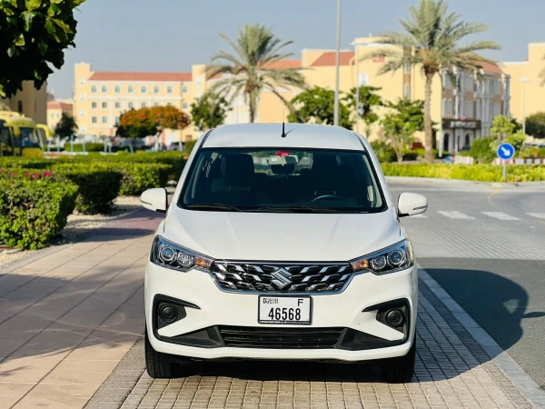White Suzuki Ertiga 7 seaters 2023, 2023 Photo 1