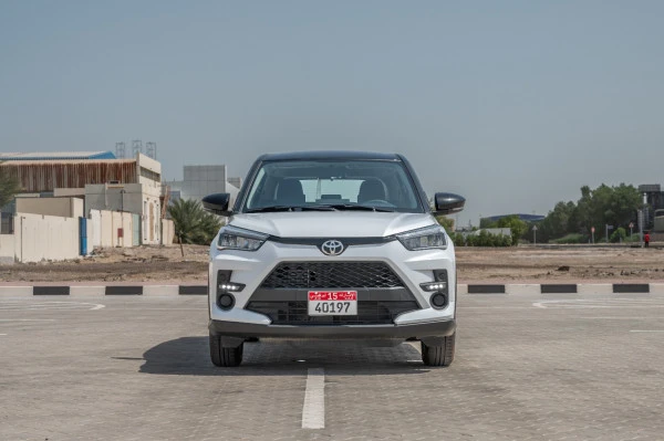 White Toyota Raize, 2024 Photo 1