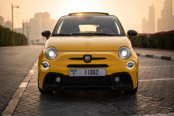 Yellow Fiat Abarth 595, 2021 Photo 1